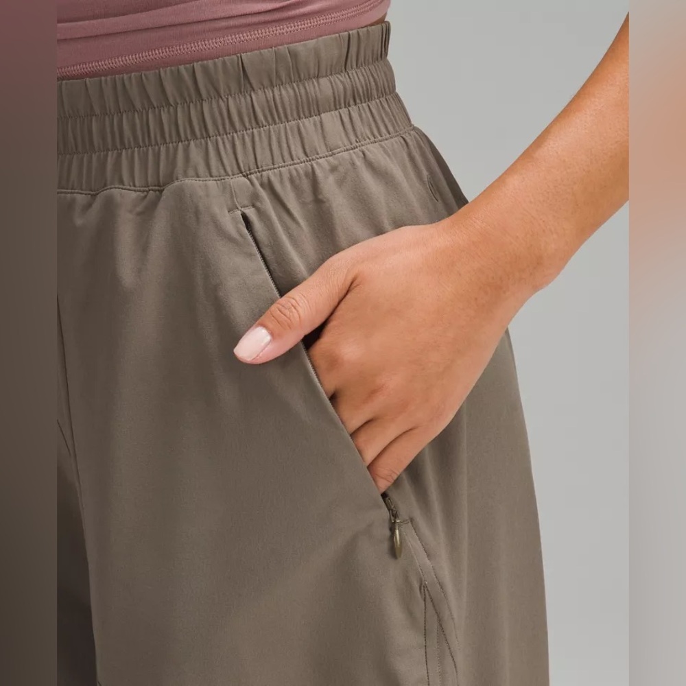LULULEMON Swift Wide-Leg Mid-Rise Pants - Nomad/Khaki - Asia Fit. Size: Large - Picture 5 of 6
